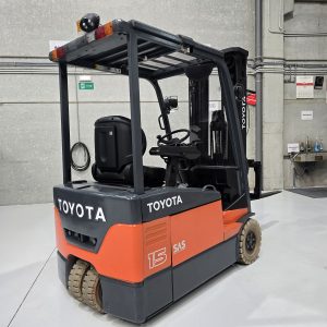 TOYOTA